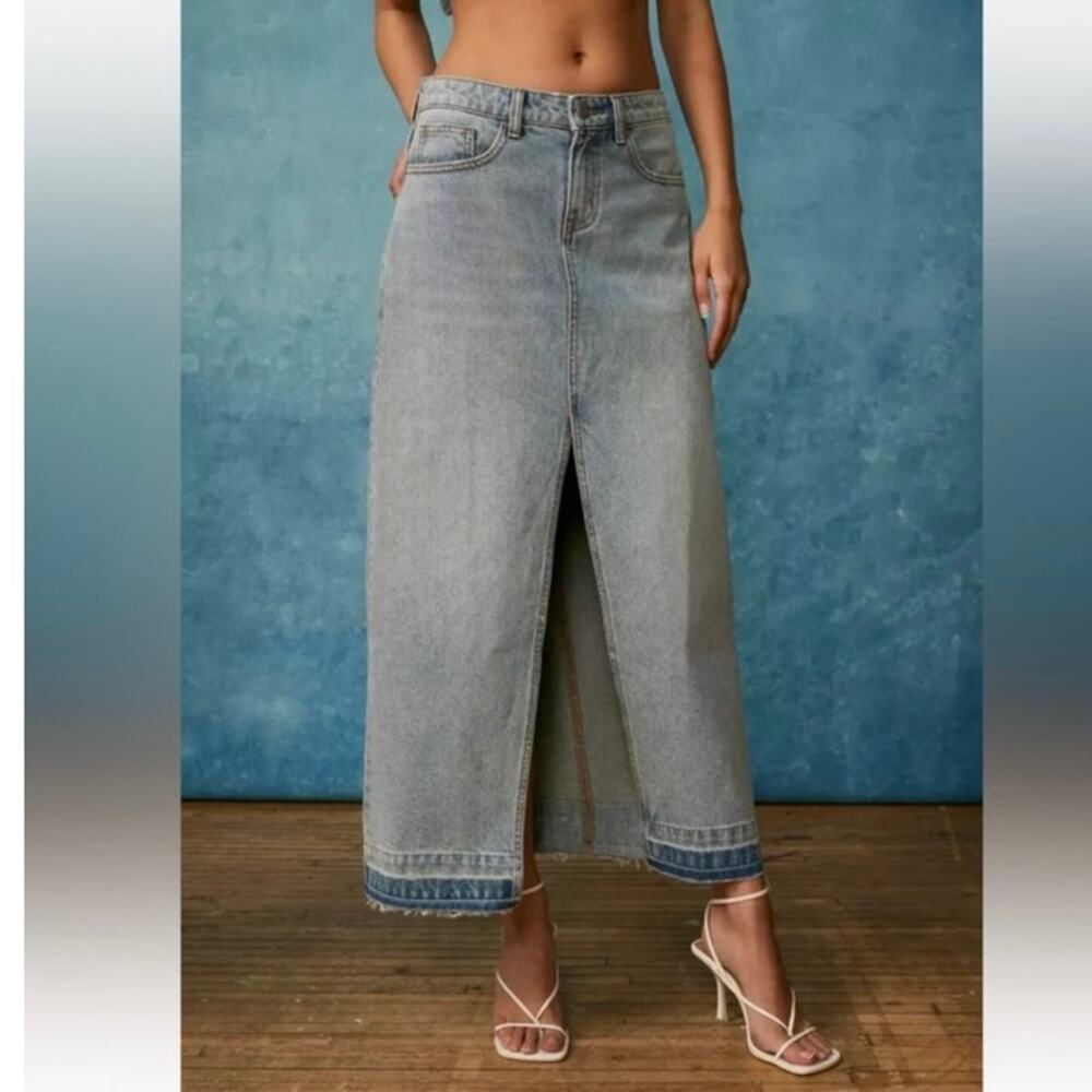 Urban Outfitters BDG Maxi Denim Jean Skirt Women's‎ Size Large Front Slit